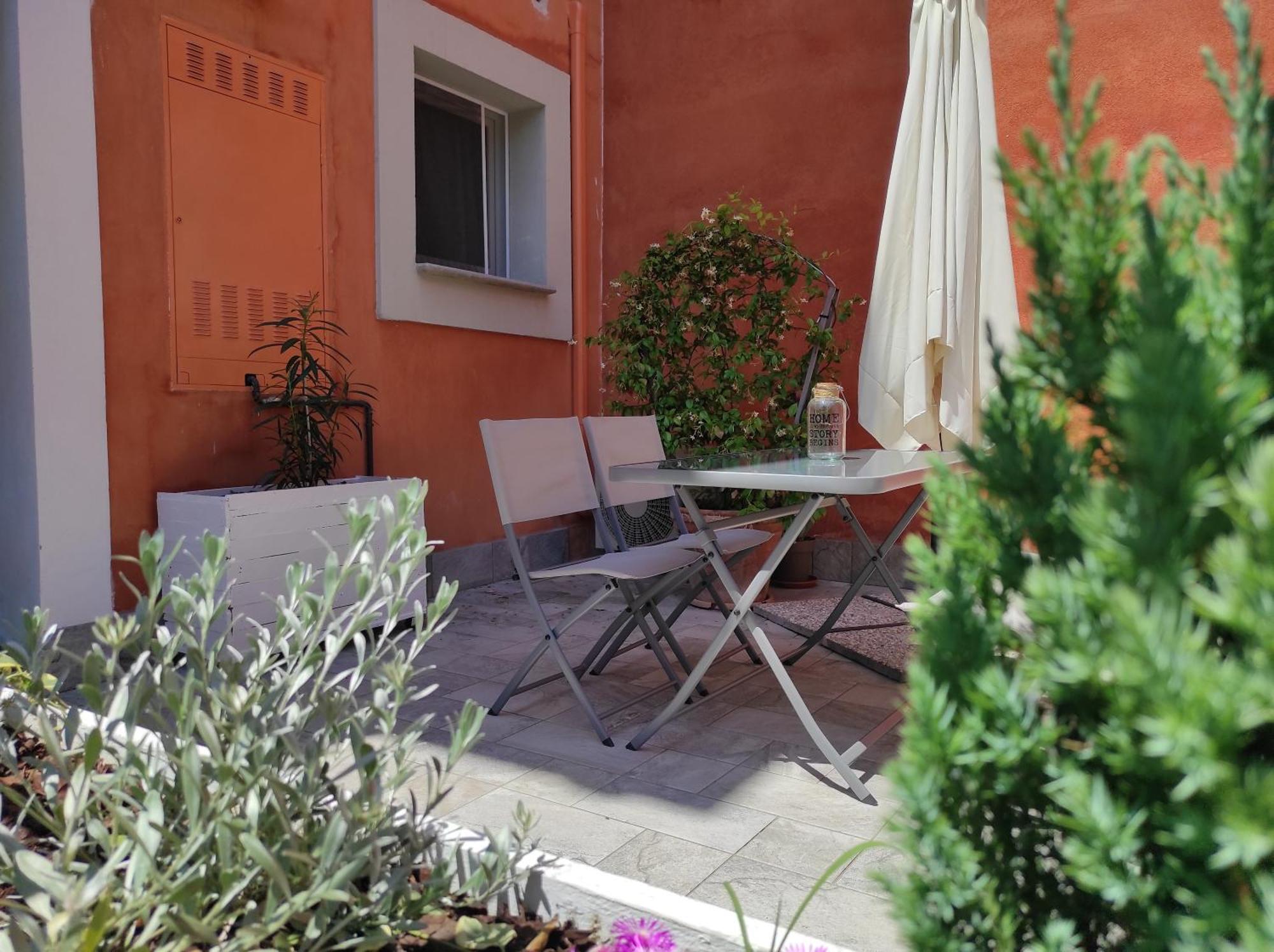 Grape'S Home Canelli Exterior photo
